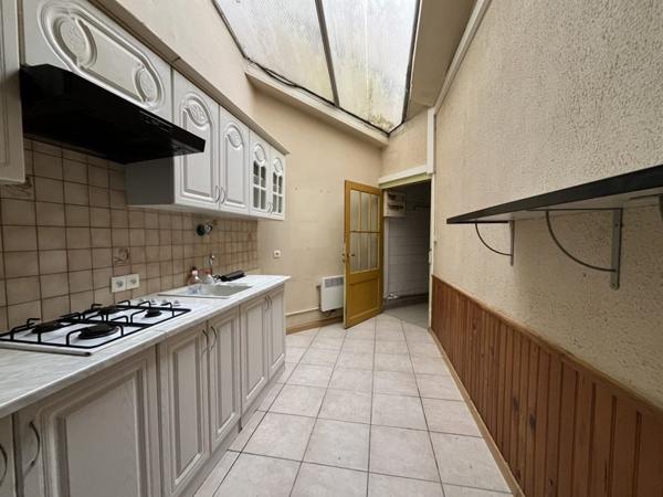Immeuble à vendre |  Aulnay |  450 m²