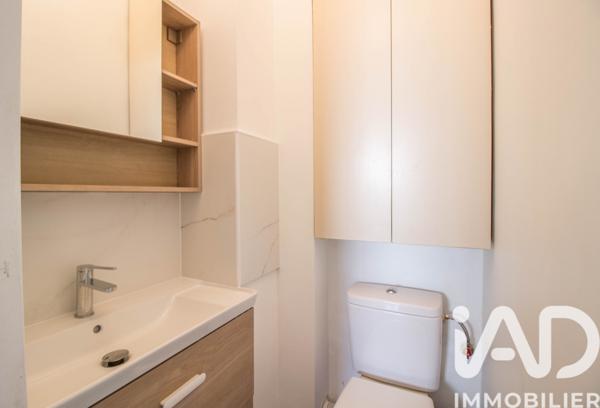 Location appartement 3 pièces 77 m² Nice