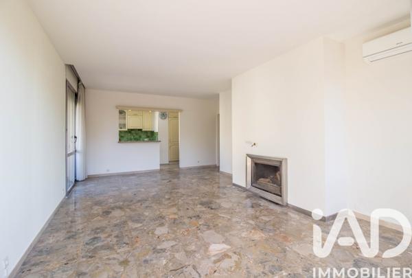 Location appartement 3 pièces 77 m² Nice