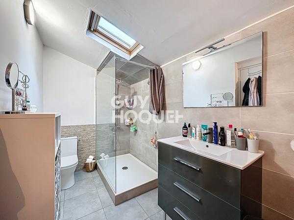 MAISON À VENDRE DE 5 PIÈCES DE 119,00 M²