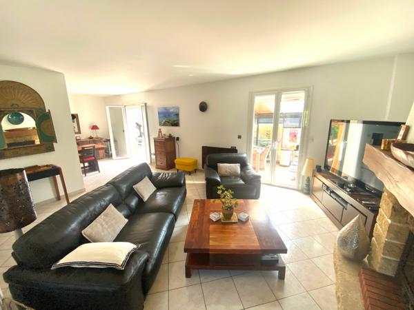 Maison à vendre    6 pièces • 145 m2 Méry-sur-Oise