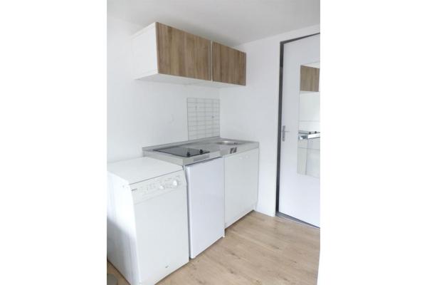 A LOUER : T1 à LILLE • Vieux lille • 566 € CC • Réf. G139