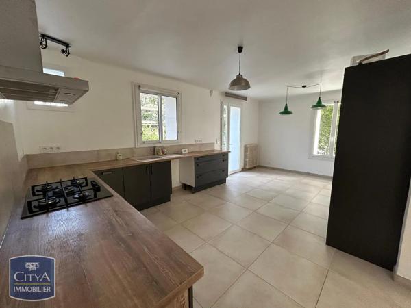 Maison à louer 5 pièces 134.76m² Saint-Pierre-des-Corps (37700)