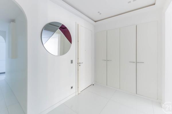 Appartement F3 à vendre  3 pièces - 115,78 m2 PARIS - 75016