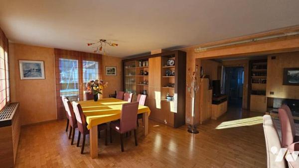 Maison 6 chambres sur 927 m² terrain