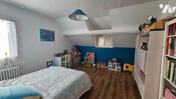 Maison 6 chambres sur 927 m² terrain