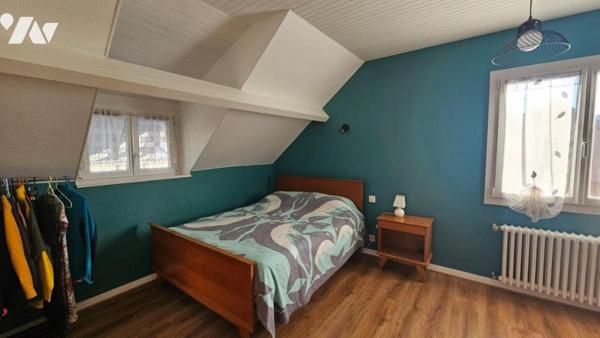 Maison 6 chambres sur 927 m² terrain