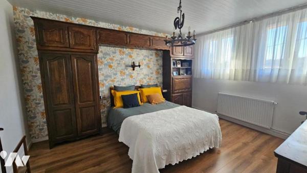 Maison 6 chambres sur 927 m² terrain