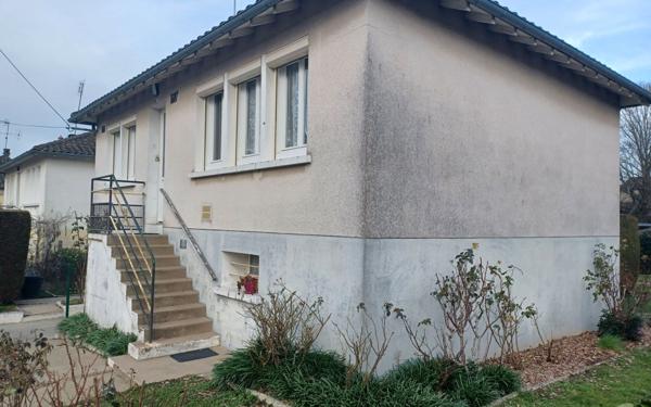 Maison à vendre    3 pièces •  Bellac