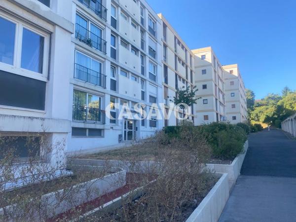 Vente Appartement 5 pièces de 92m² - 92380 Garches