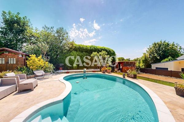 Vente Maison 7 pièces de 197m² - 94510 La Queue-en-Brie