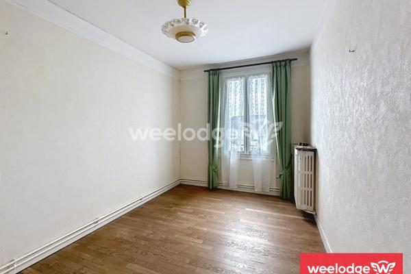 Maison à vendre 10 pièces de 505 m² à Jouy-le-Moutier