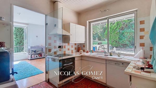 Maison T7 4-5 chambres à rénover sur les hauteurs de Trévoux