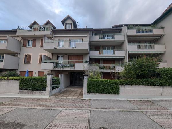 T3 de 66 m² en rez de jardin