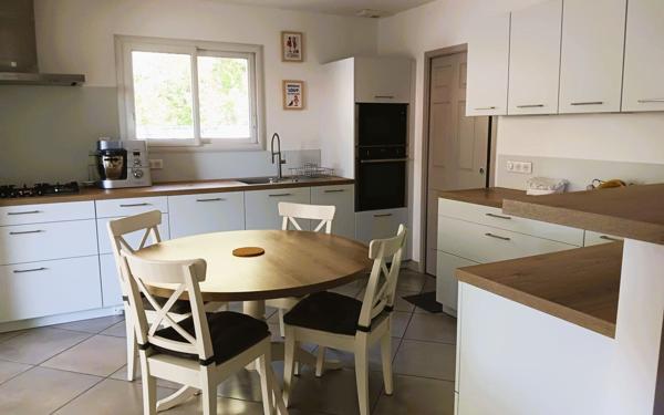 Maison à vendre    5 pièces •  Aurice