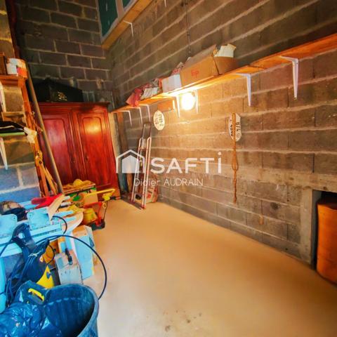 Maison 77 m 2 avec jardin, terrasse, et garage