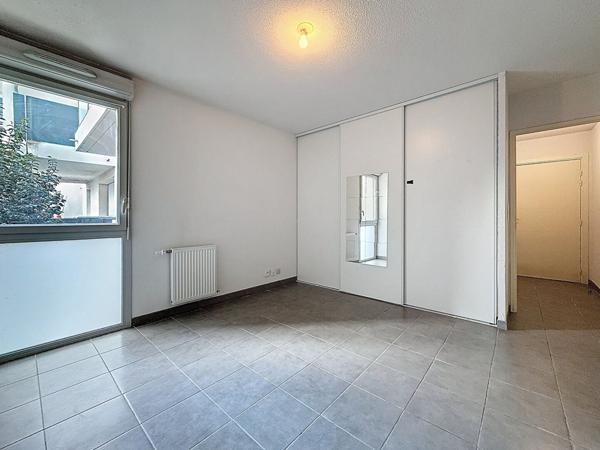 A VENDRE - TOULOUSE entre Lalande et Aucamville - Appartement T2 44m² et une place de parking