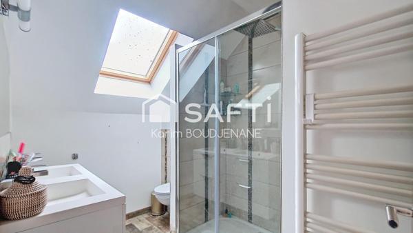 Maison individuelle sur sous sol total, 3 chambres...