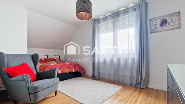 Maison individuelle sur sous sol total, 3 chambres...