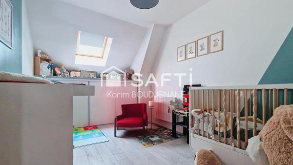 Maison individuelle sur sous sol total, 3 chambres...