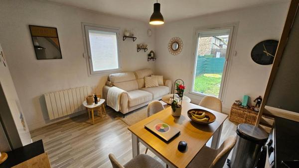 Houdan 7 mn / Gambais 4 mn / Duplex 2 pièces 40 m2 avec extérieur et parking