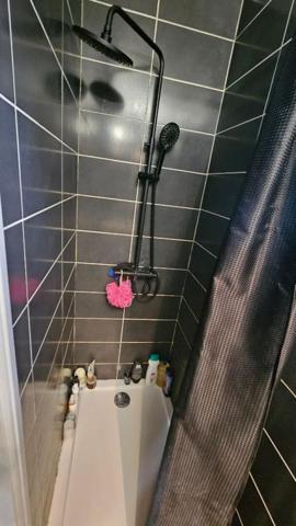Houdan 7 mn / Gambais 4 mn / Duplex 2 pièces 40 m2 avec extérieur et parking