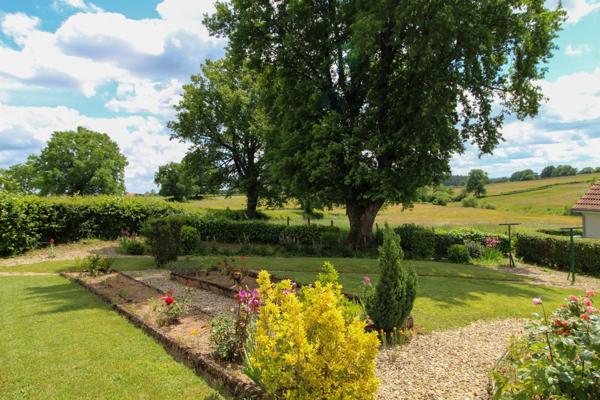 3 chambres, jardin et vue dégagée