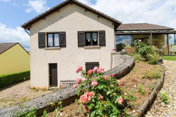 3 chambres, jardin et vue dégagée