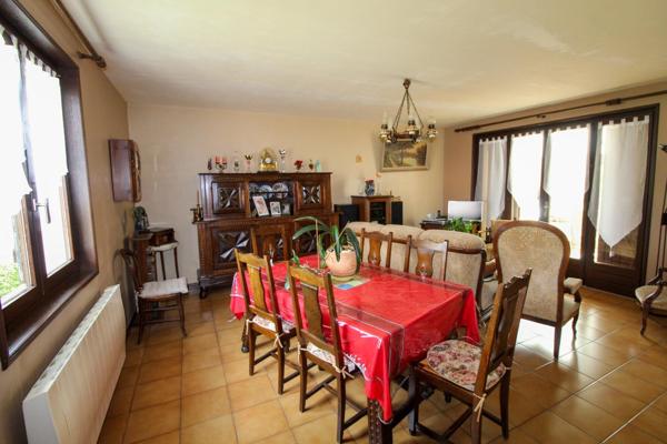 3 chambres, jardin et vue dégagée