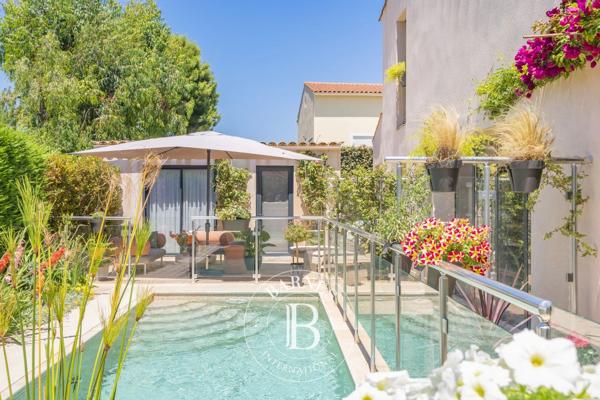 Antibes, Villa 6 Chambres -  230 m² à vendre