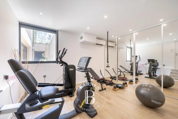 Antibes, Villa 6 Chambres -  230 m² à vendre