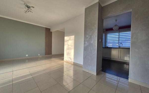 Maison à vendre    4 pièces •  Villiers-en-Lieu