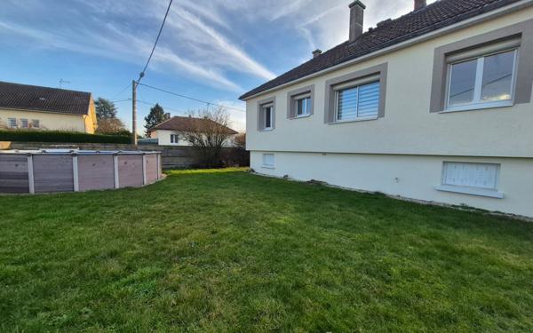 Maison à vendre    4 pièces •  Villiers-en-Lieu