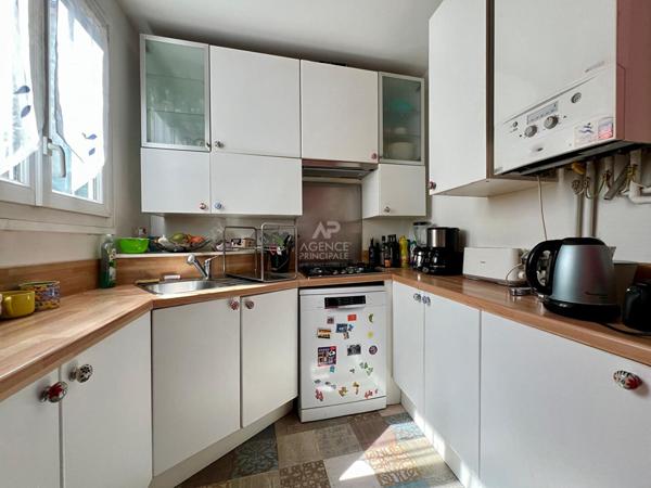 Appartement Houilles 5 pièce(s) 78.06 m2 €295 000 ** - Référence 387