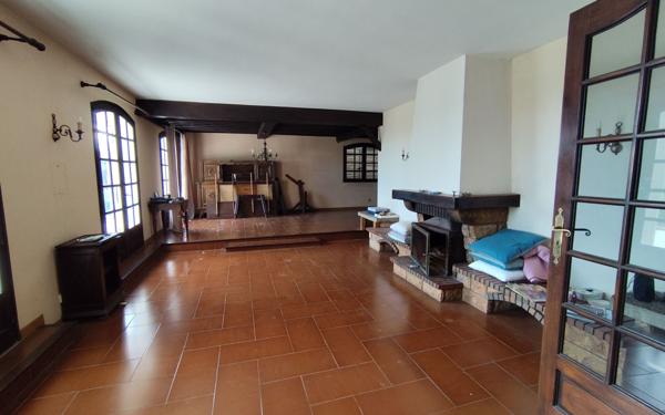 Maison à vendre    5 pièces • 160 m2 Beynost