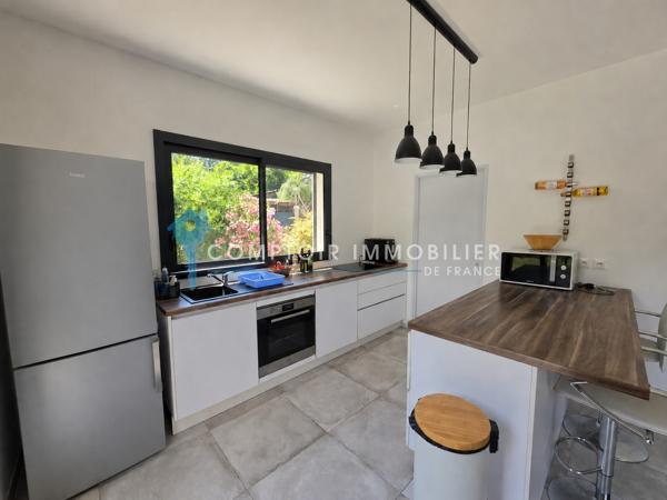 Villa 4 pièce(s) 3 chambre(s) 105 m²