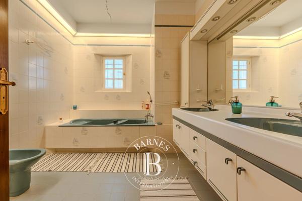 La Bastide-des-Jourdans, Propriété 6 Chambres -  360 m² à vendre