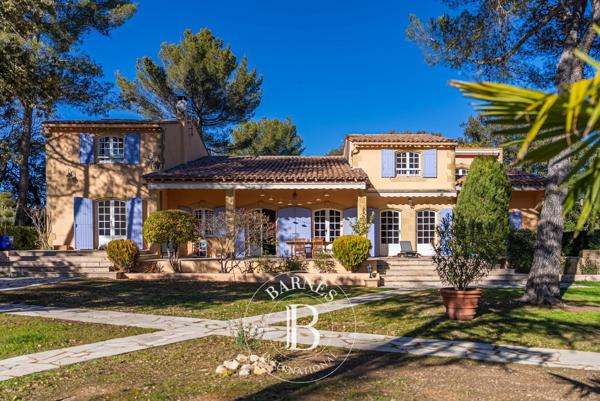 La Bastide-des-Jourdans, Propriété 6 Chambres -  360 m² à vendre