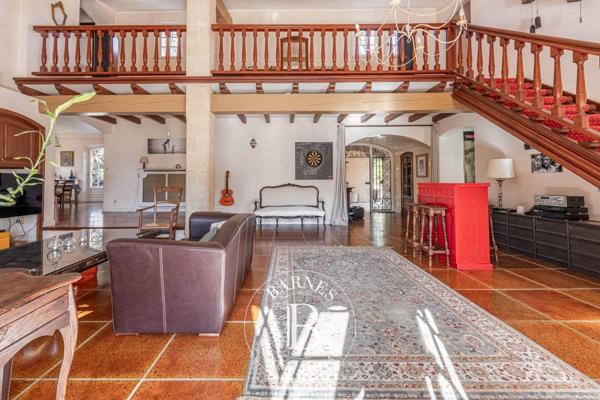 La Bastide-des-Jourdans, Propriété 6 Chambres -  360 m² à vendre