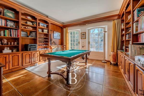 La Bastide-des-Jourdans, Propriété 6 Chambres -  360 m² à vendre