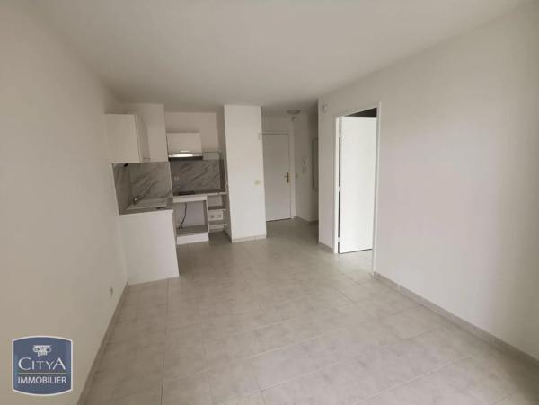Appartement à louer 2 pièces 30.6m²