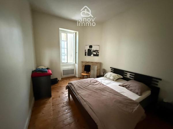 Maison
                                                                                                                                                                                                                                                                                                                        5 pièce(s)                                                                                                                                                                                                          3 chambre(s)                                                                                                                                                                                                          93.25  m²
