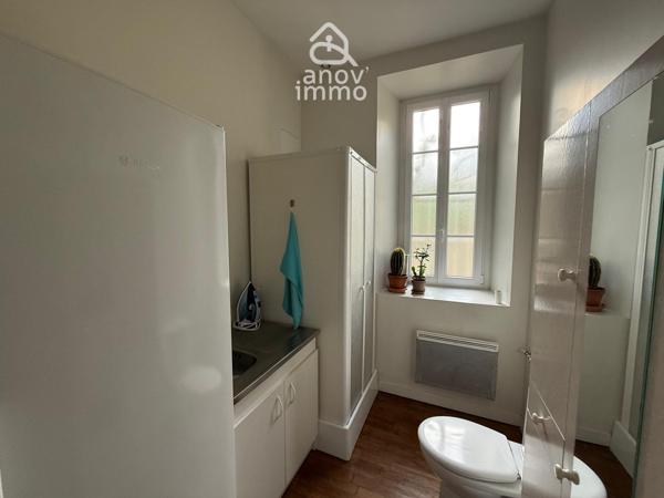 Maison
                                                                                                                                                                                                                                                                                                                        5 pièce(s)                                                                                                                                                                                                          3 chambre(s)                                                                                                                                                                                                          93.25  m²