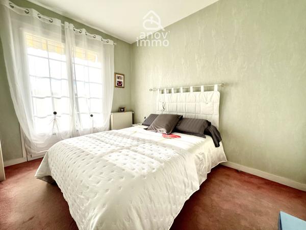 Maison
                                                                                                                                                                                                                                                                                                                        5 pièce(s)                                                                                                                                                                                                          4 chambre(s)                                                                                                                                                                                                          134  m²