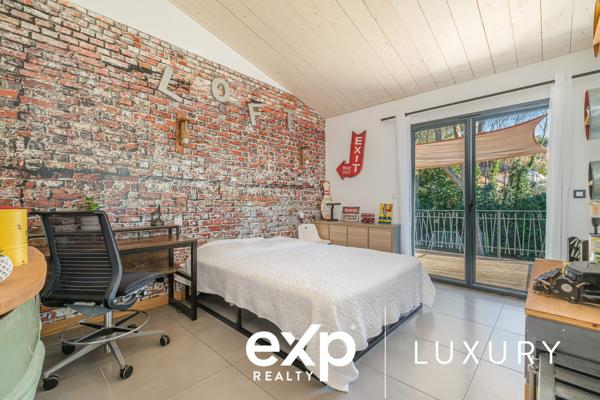 Villa d’Exception à Aix-en-Provence – Architecture Contemporaine, Piscine & Jardin Paysagé