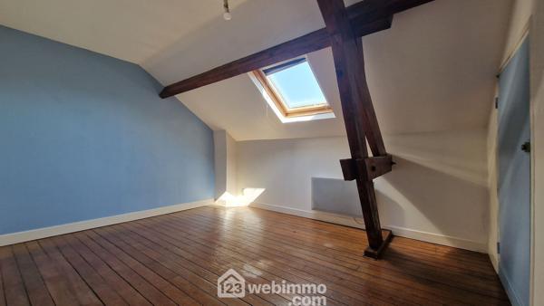 Immeuble 245 m² à Laon 02000