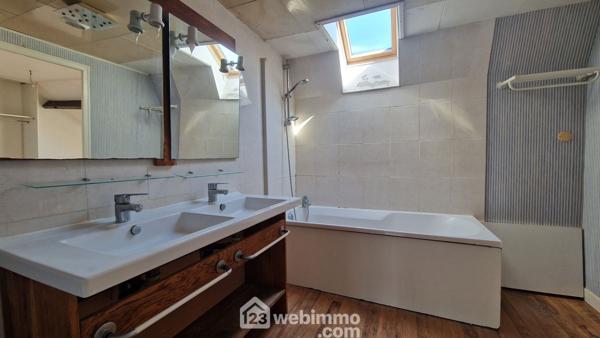Immeuble 245 m² à Laon 02000
