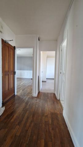 Immeuble 245 m² à Laon 02000