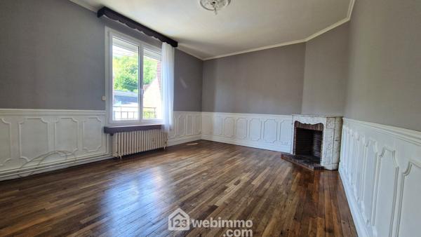 Immeuble 245 m² à Laon 02000