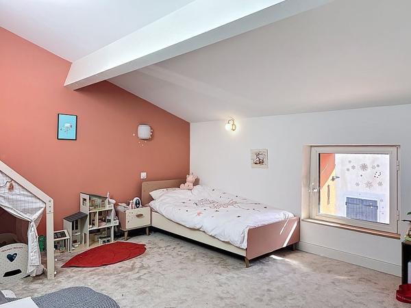 Charmante Maison de village de 137 m² avec Garage